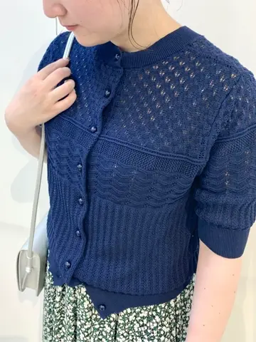 組曲 石井 コーディネート画像