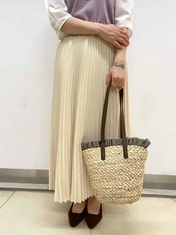 組曲 平賀 コーディネート画像