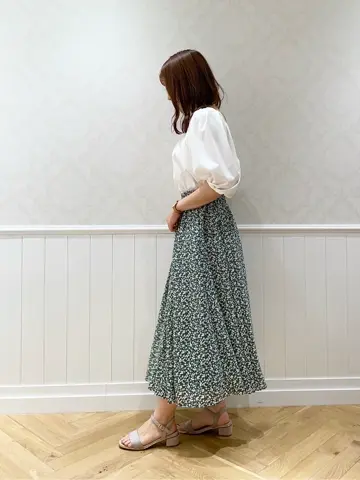 組曲 戸澤 コーディネート画像