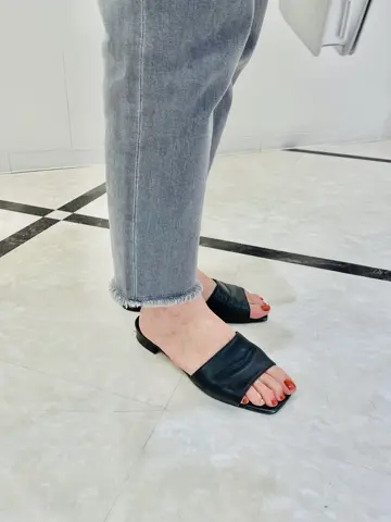 組曲 冨樫 コーディネート画像