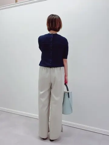 組曲 スタッフ コーディネート画像