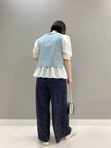 組曲 鈴木 コーディネート画像