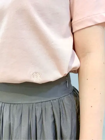 組曲 石井 コーディネート画像