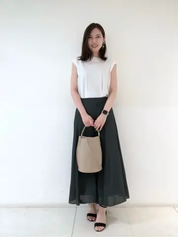 組曲 岩田 コーディネート画像