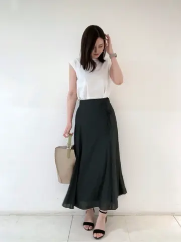 組曲 岩田 コーディネート画像