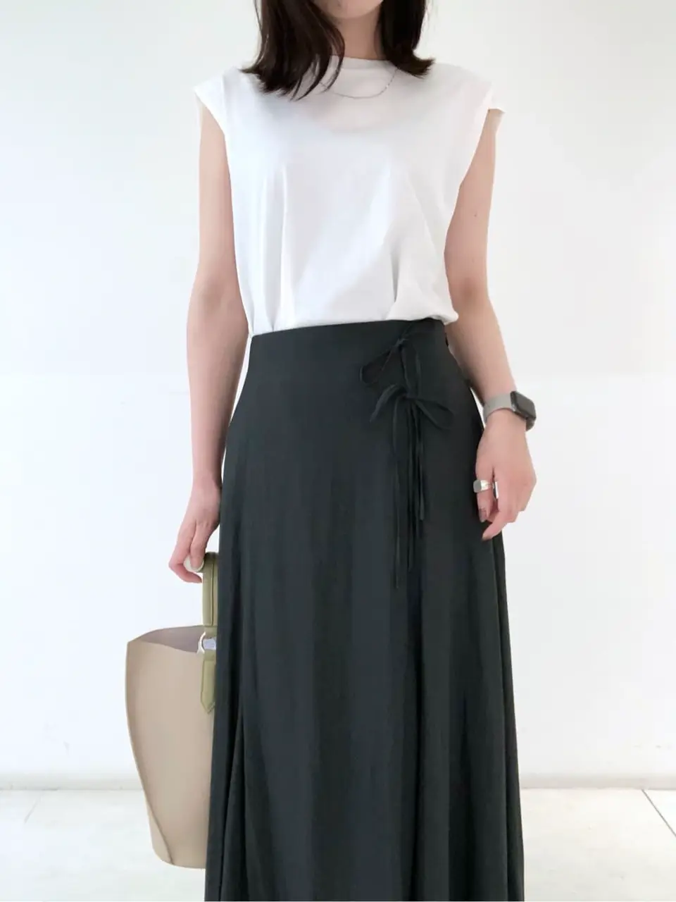 組曲 岩田 コーディネート画像