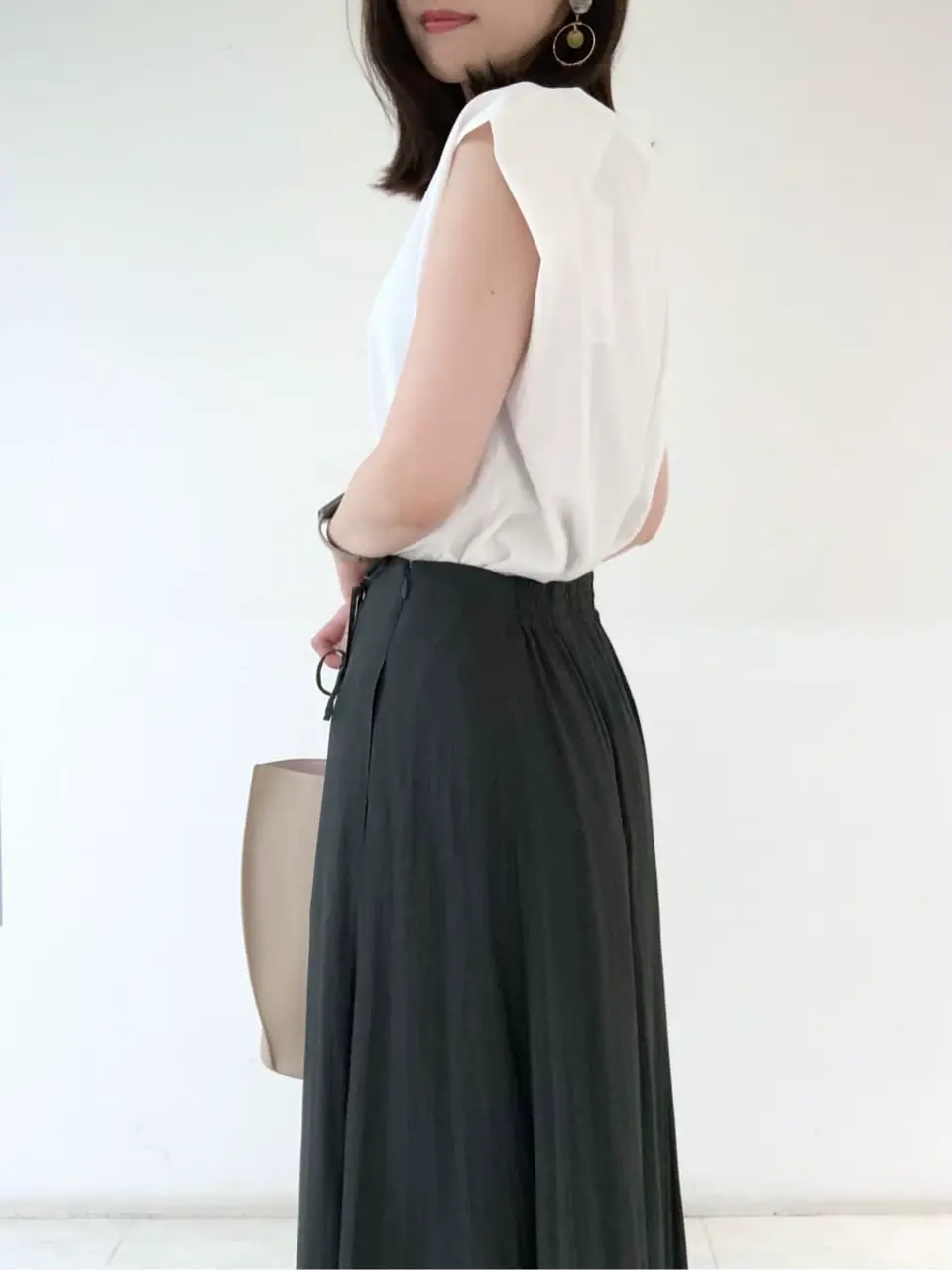 組曲 岩田 コーディネート画像