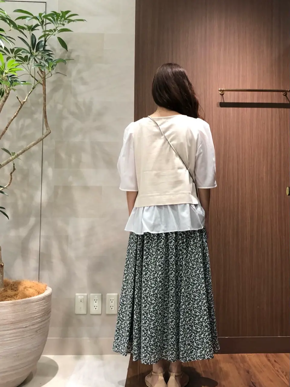 組曲 スタッフ コーディネート画像