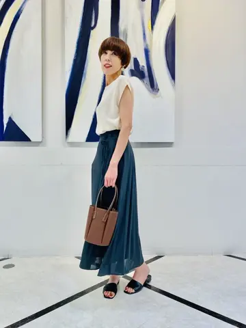 組曲 冨樫 コーディネート画像