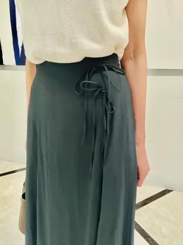 組曲 冨樫 コーディネート画像