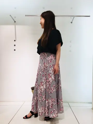 組曲 スタッフ コーディネート画像