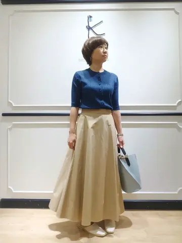 組曲 井上 コーディネート画像