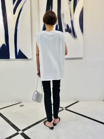 組曲 冨樫 コーディネート画像