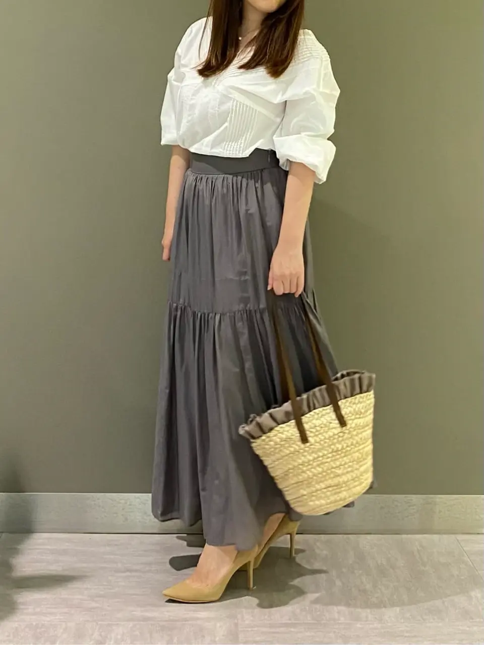 組曲 酒井 コーディネート画像