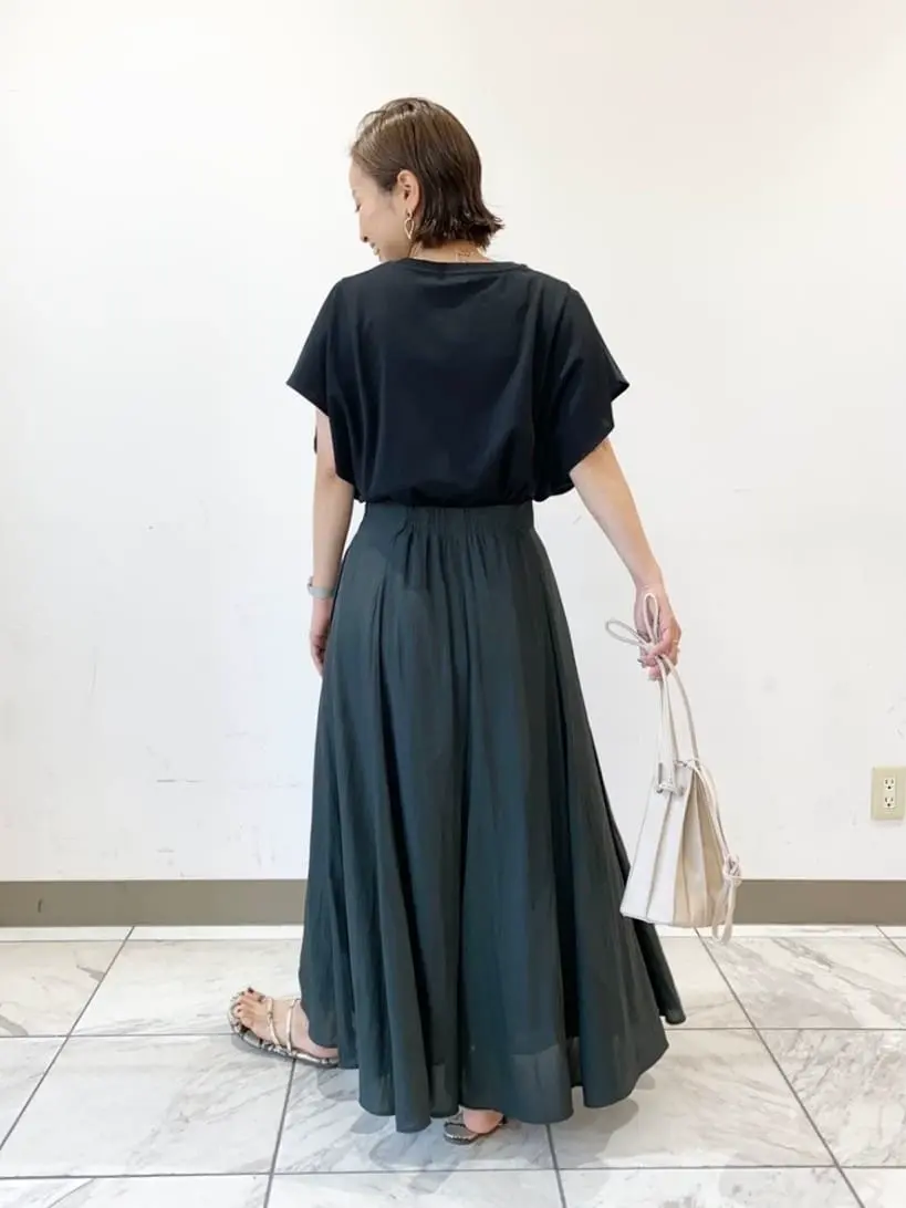 組曲 豊島 コーディネート画像