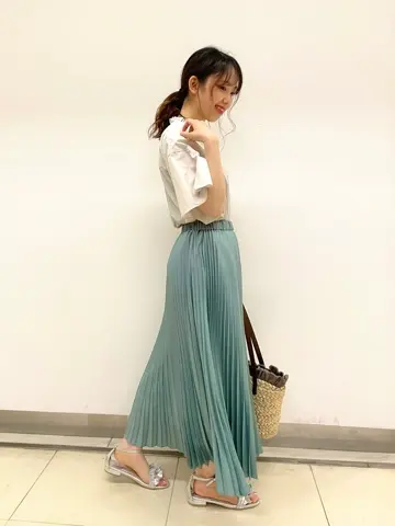 組曲 平賀 コーディネート画像