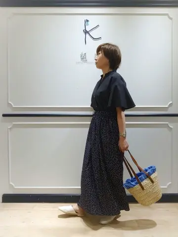 組曲 井上 コーディネート画像