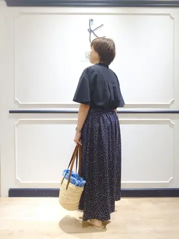 組曲 井上 コーディネート画像