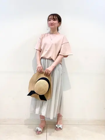 組曲 石井 コーディネート画像