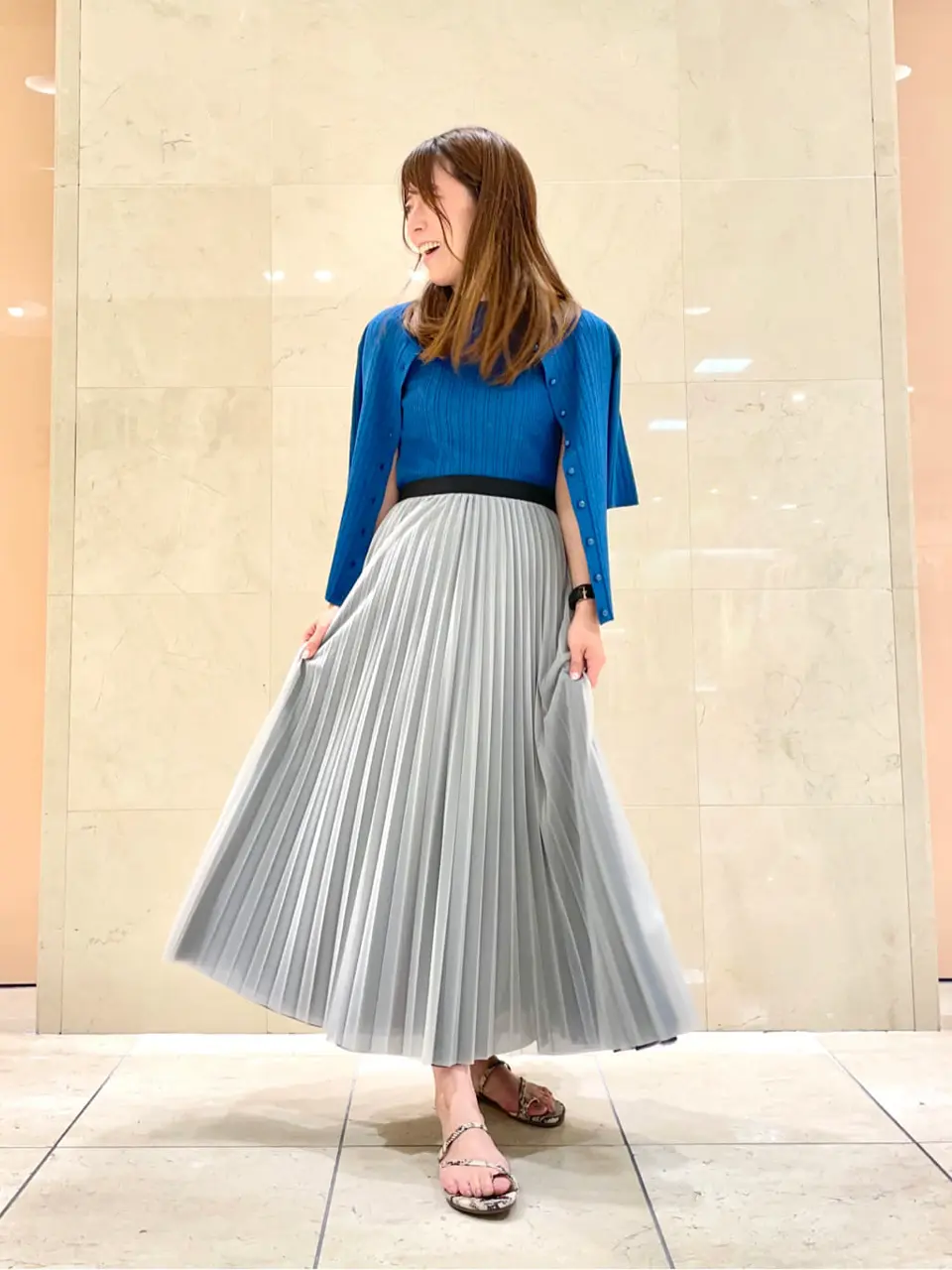 組曲 井上 コーディネート画像