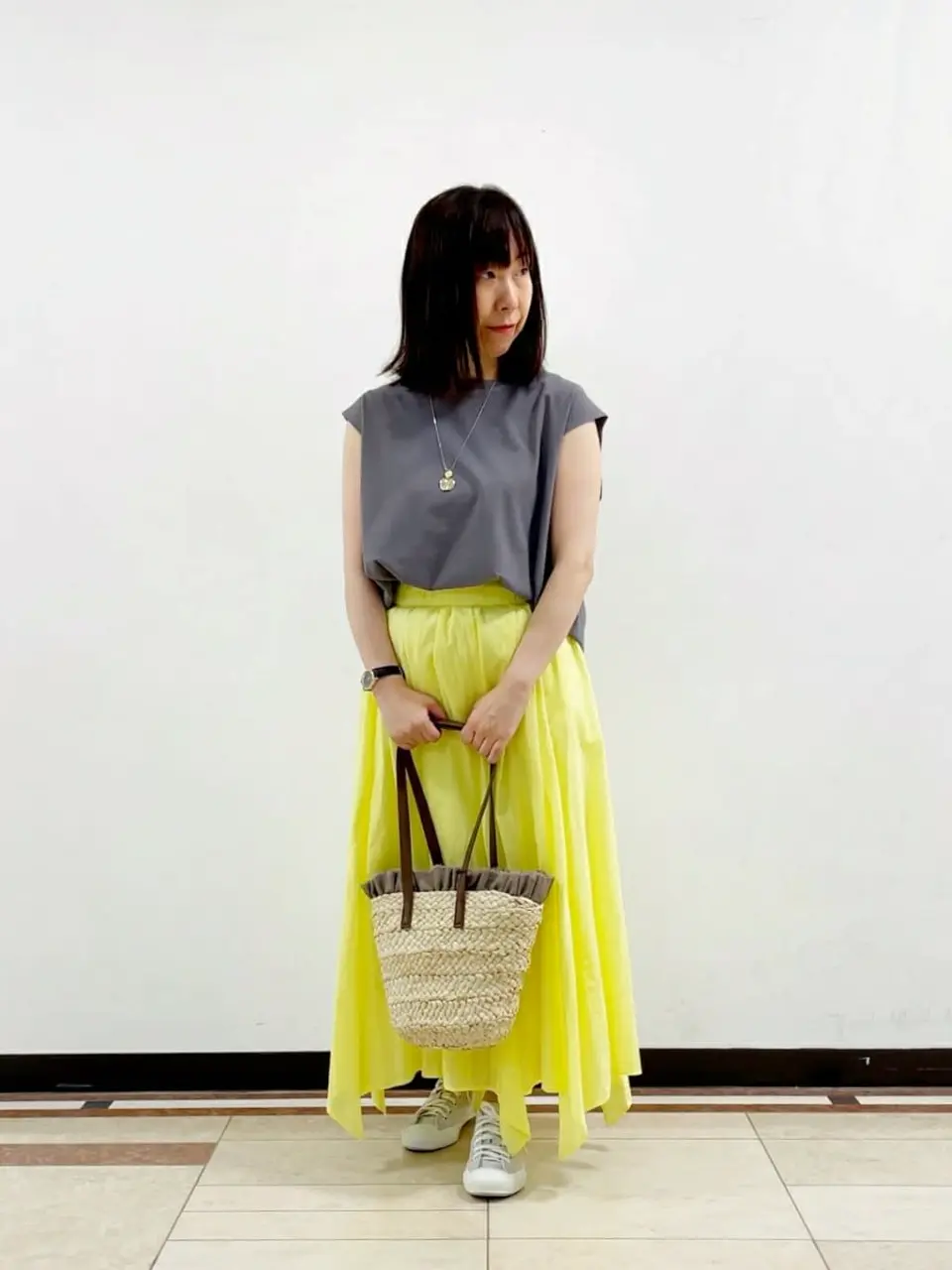  三ツ口 コーディネート画像