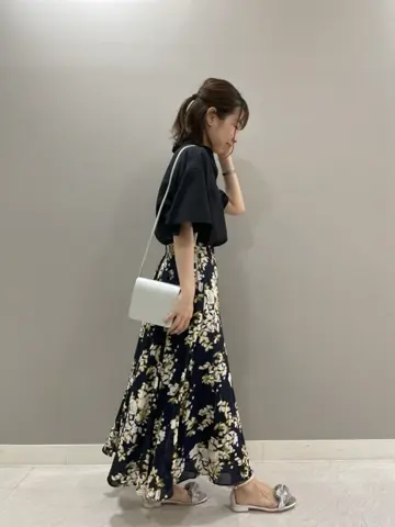 組曲 スタッフ コーディネート画像