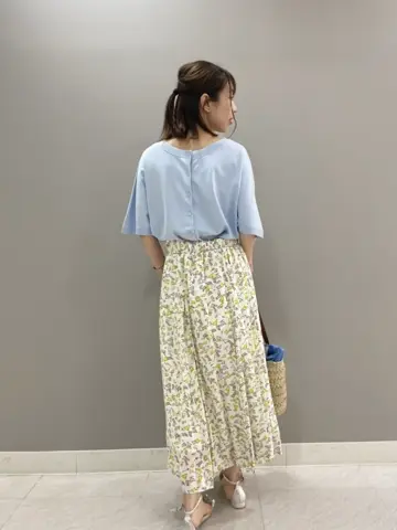 組曲 スタッフ コーディネート画像