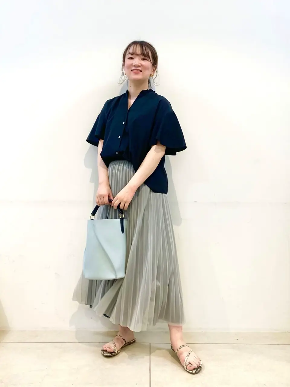 組曲 石井 コーディネート画像