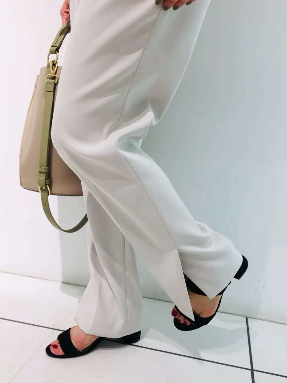 組曲 スタッフ コーディネート画像