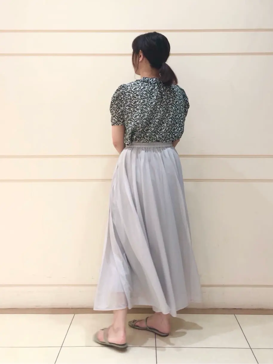 組曲 SAKAI コーディネート画像