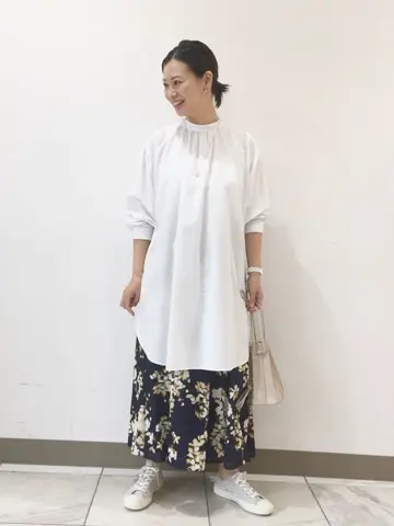 組曲 スタッフ コーディネート画像