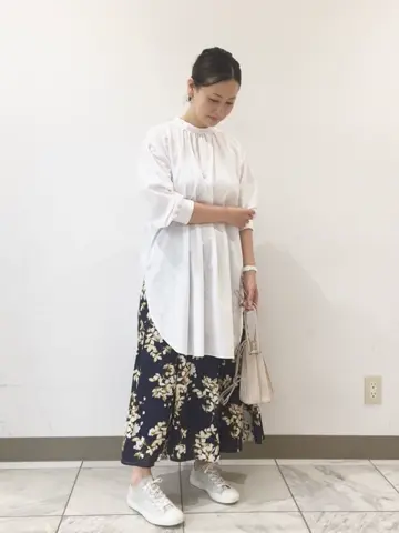 組曲 スタッフ コーディネート画像