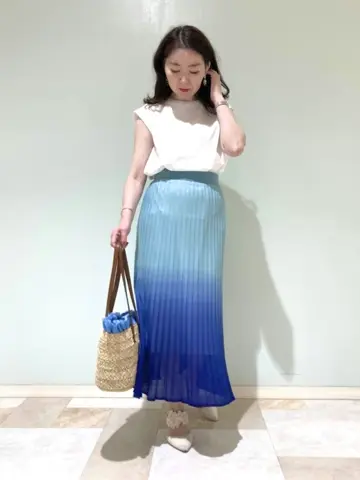 組曲 丸田 コーディネート画像