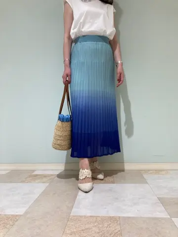 組曲 丸田 コーディネート画像