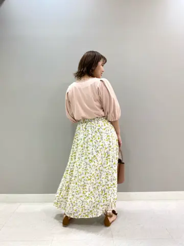 組曲 KATO コーディネート画像