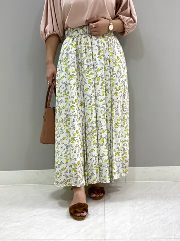 組曲 KATO コーディネート画像