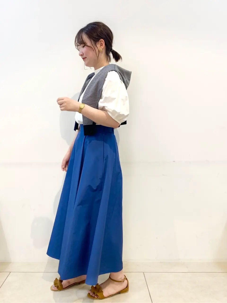 組曲 石井 コーディネート画像