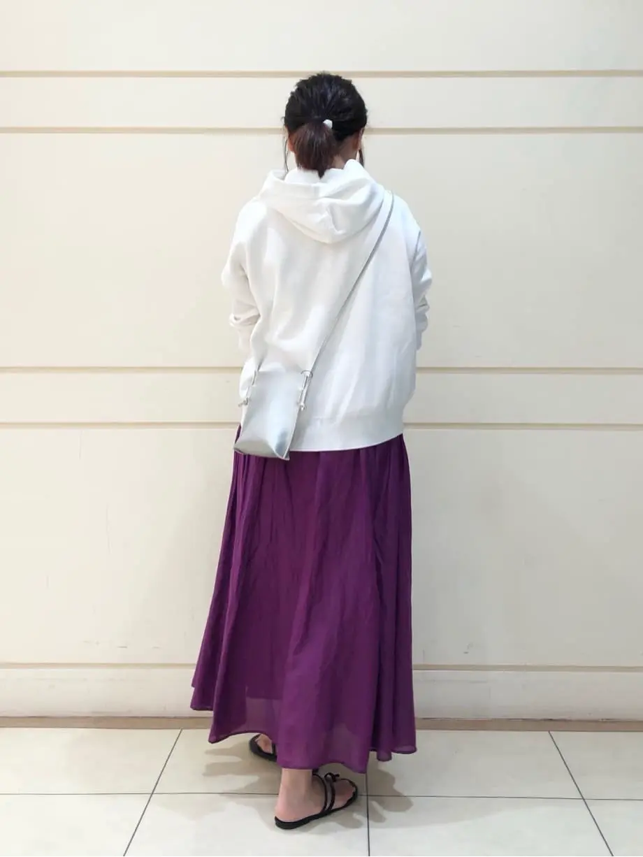 組曲 SAKAI コーディネート画像