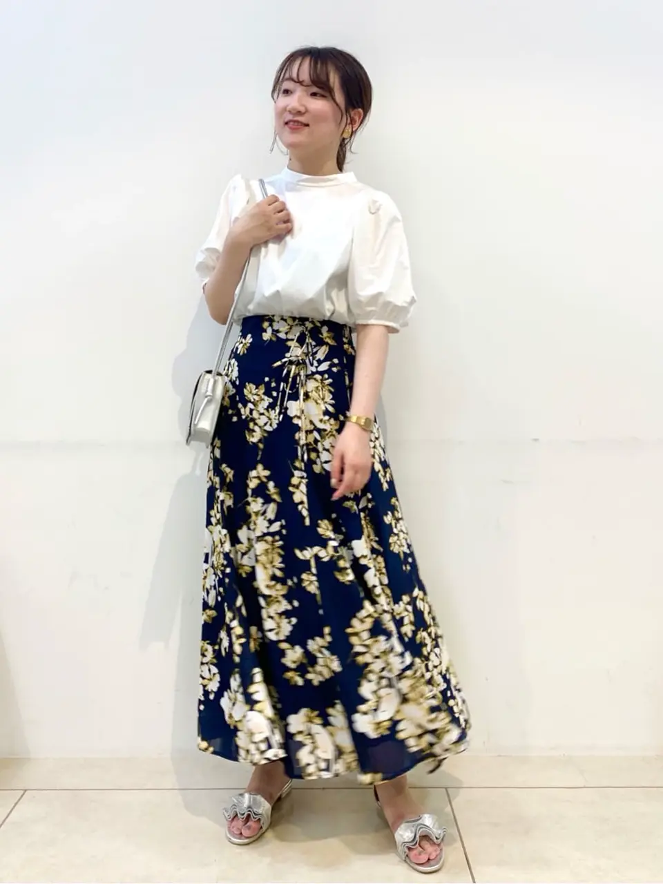 組曲 石井 コーディネート画像