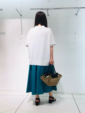 組曲 スタッフ コーディネート画像