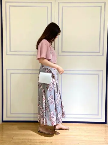 組曲 スタッフ コーディネート画像