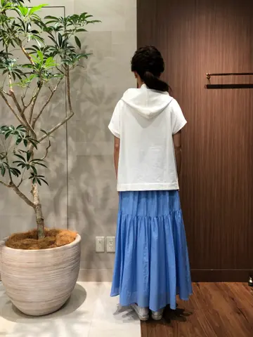 組曲 スタッフ コーディネート画像