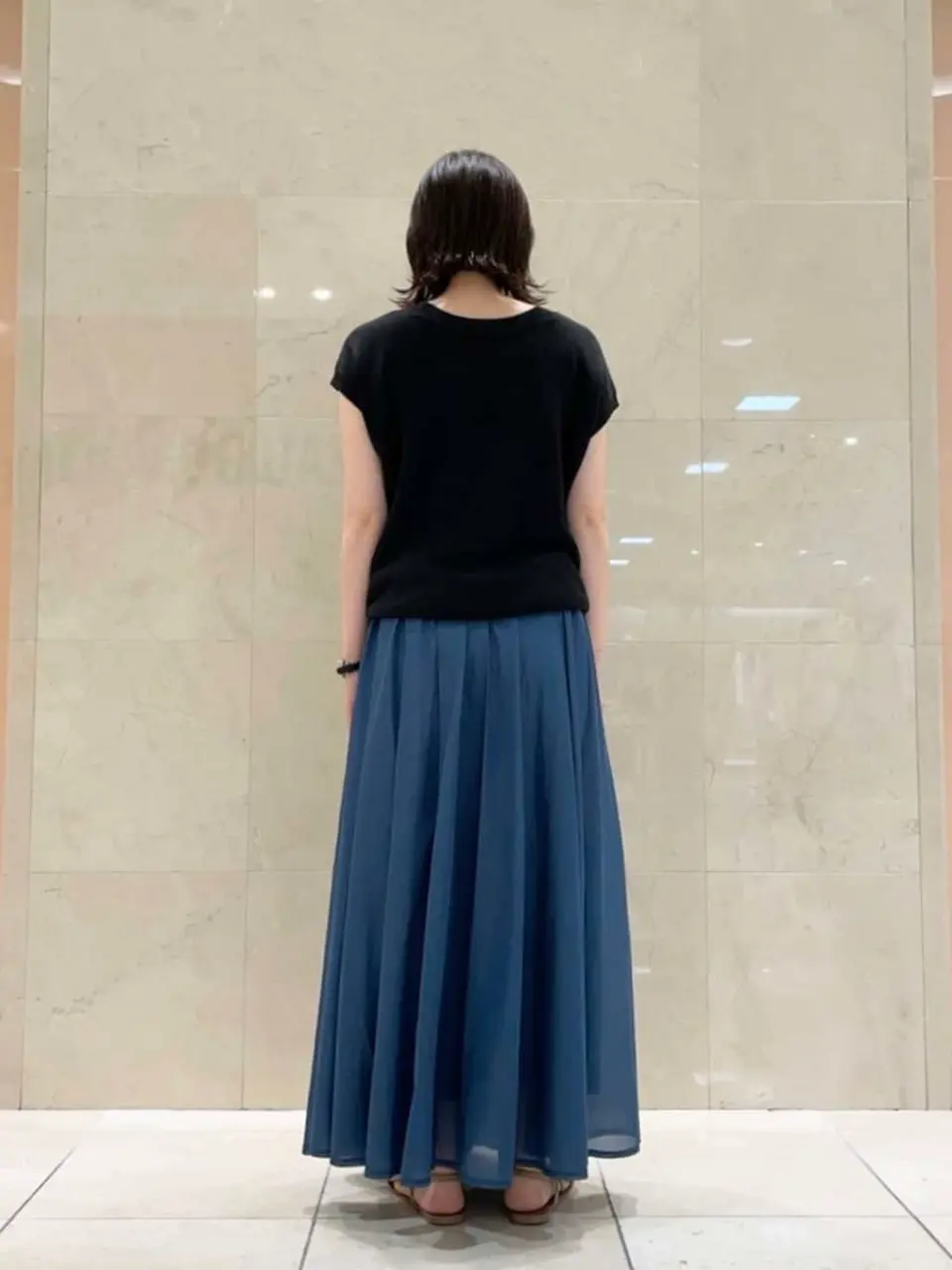 組曲 井上 コーディネート画像