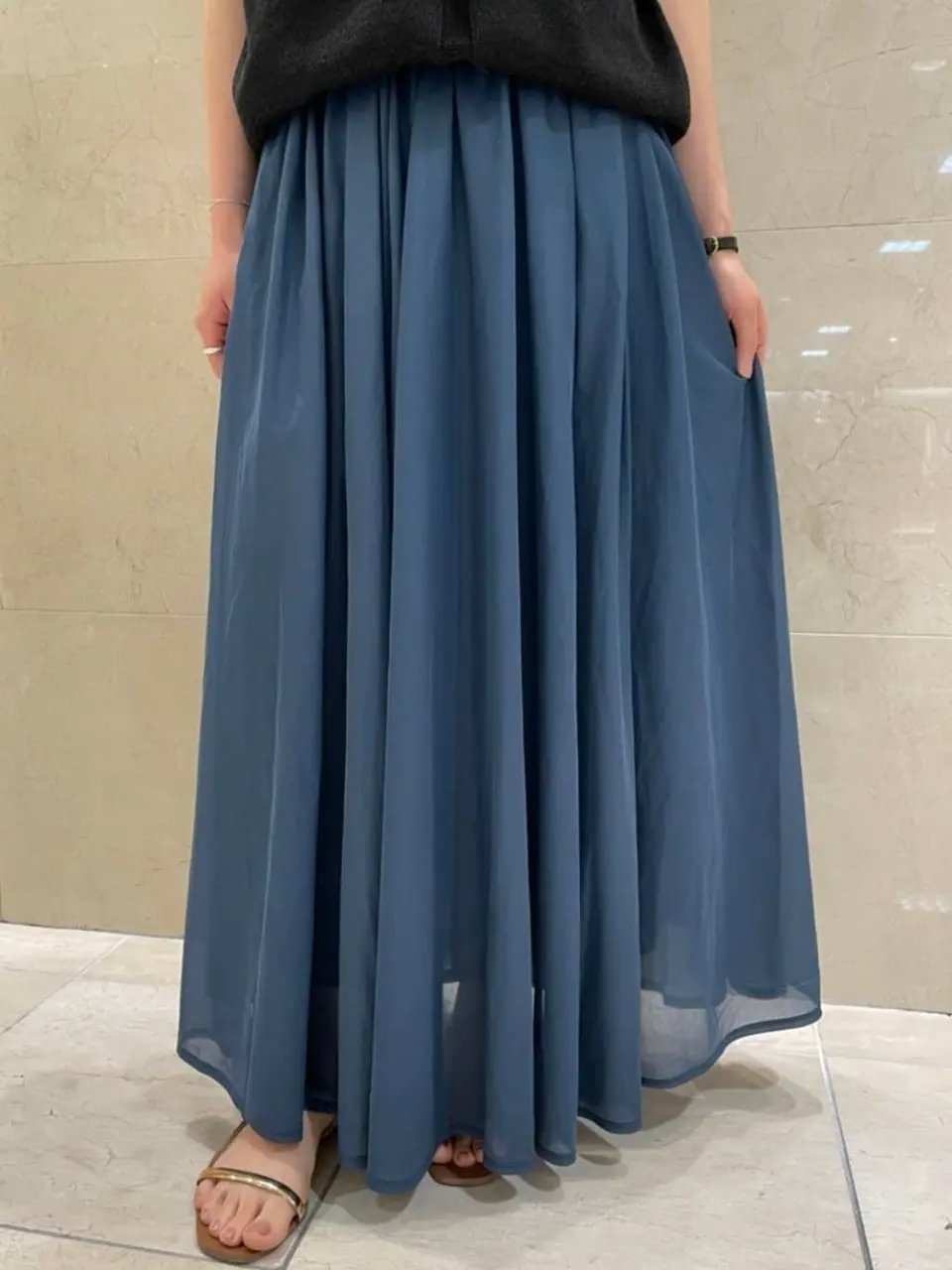 組曲 井上 コーディネート画像