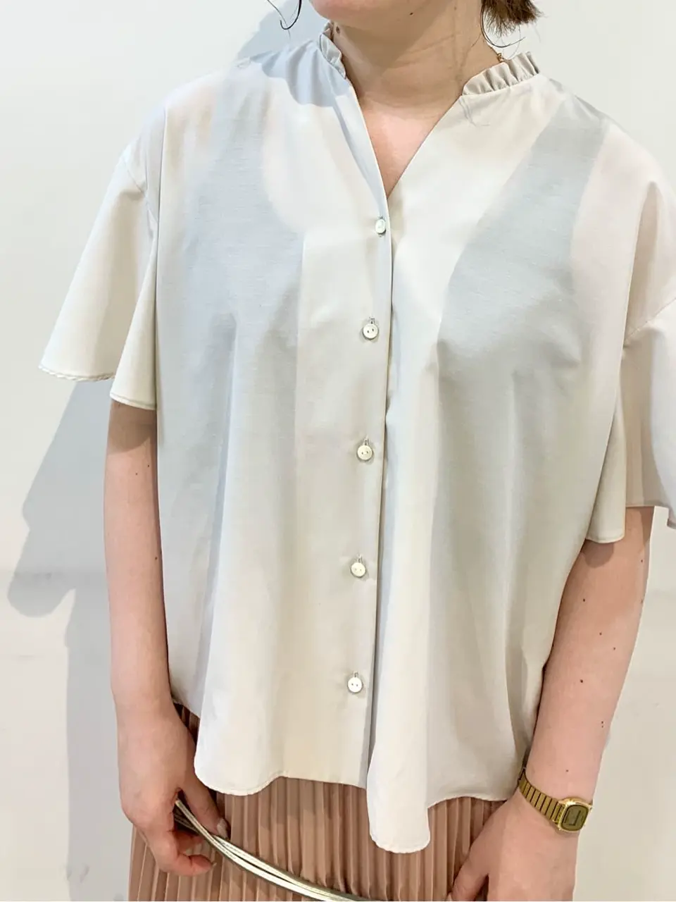 組曲 石井 コーディネート画像