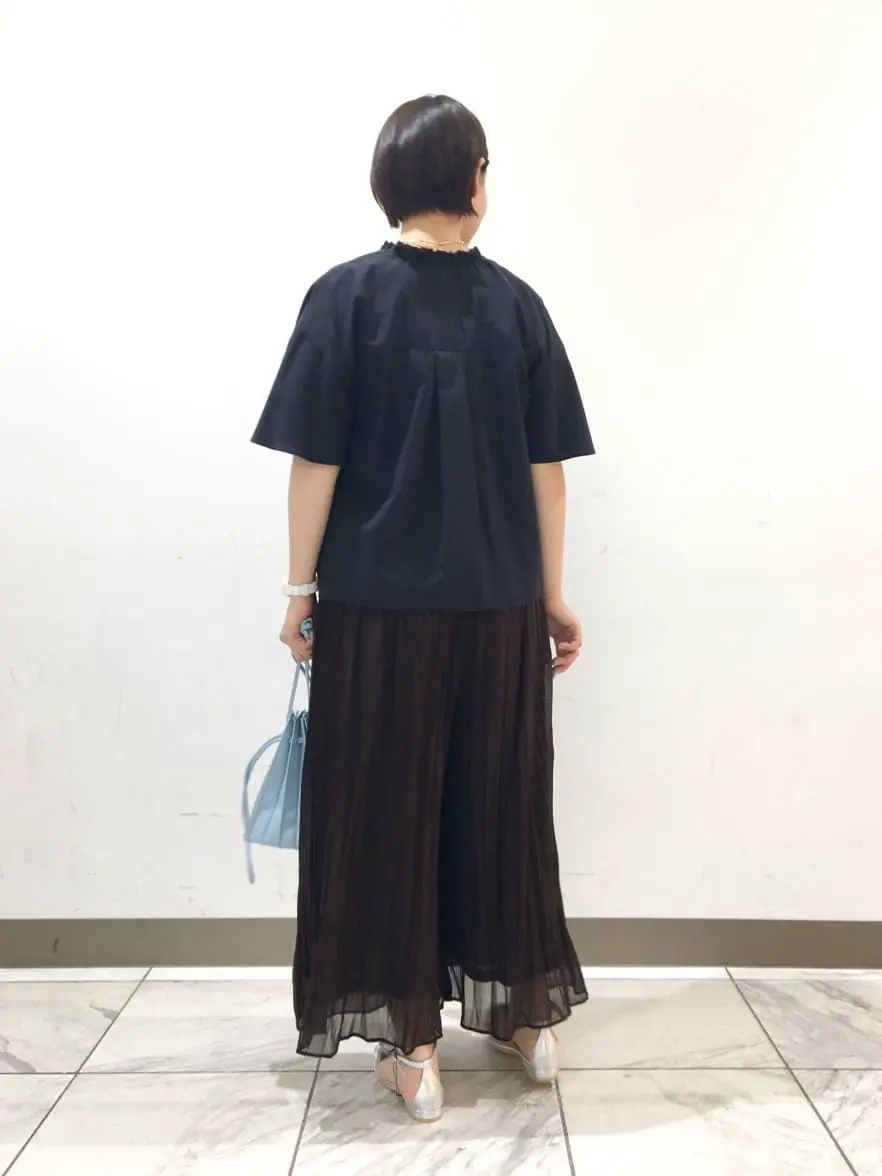 組曲 スタッフ コーディネート画像