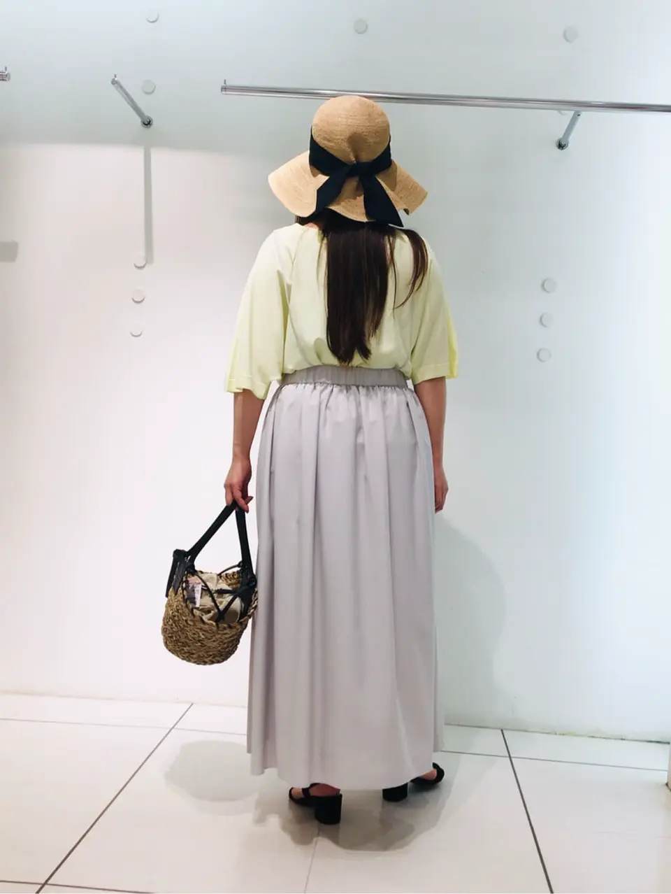 組曲 スタッフ コーディネート画像