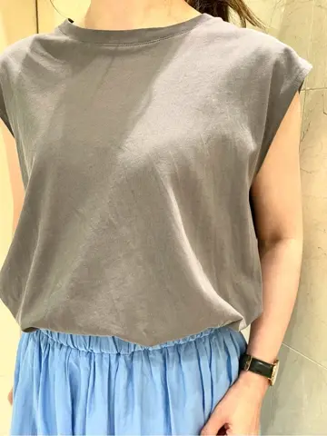 組曲 井上 コーディネート画像