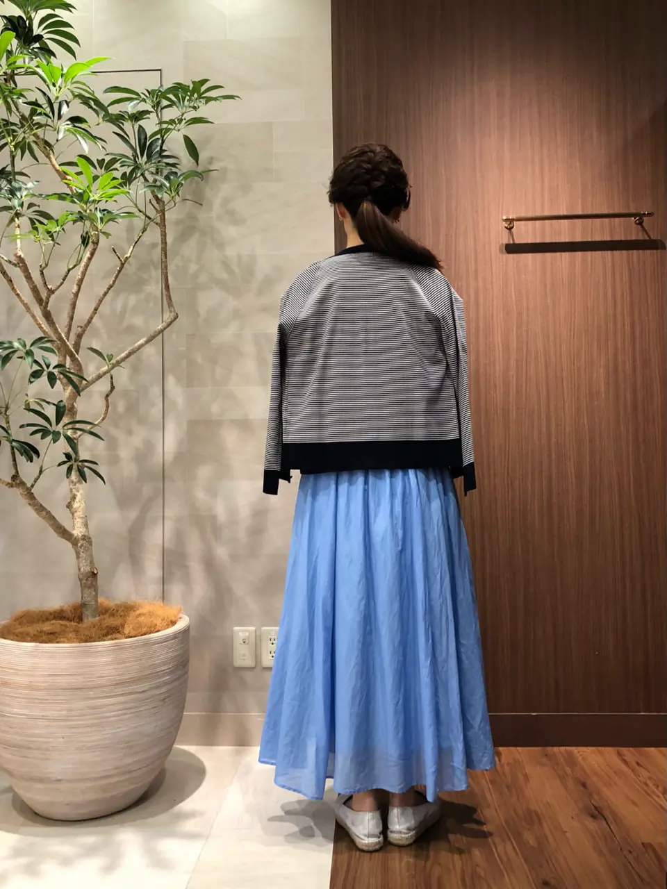 組曲 スタッフ コーディネート画像