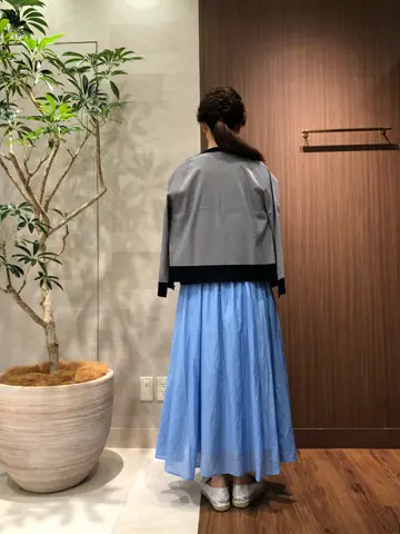 組曲 スタッフ コーディネート画像